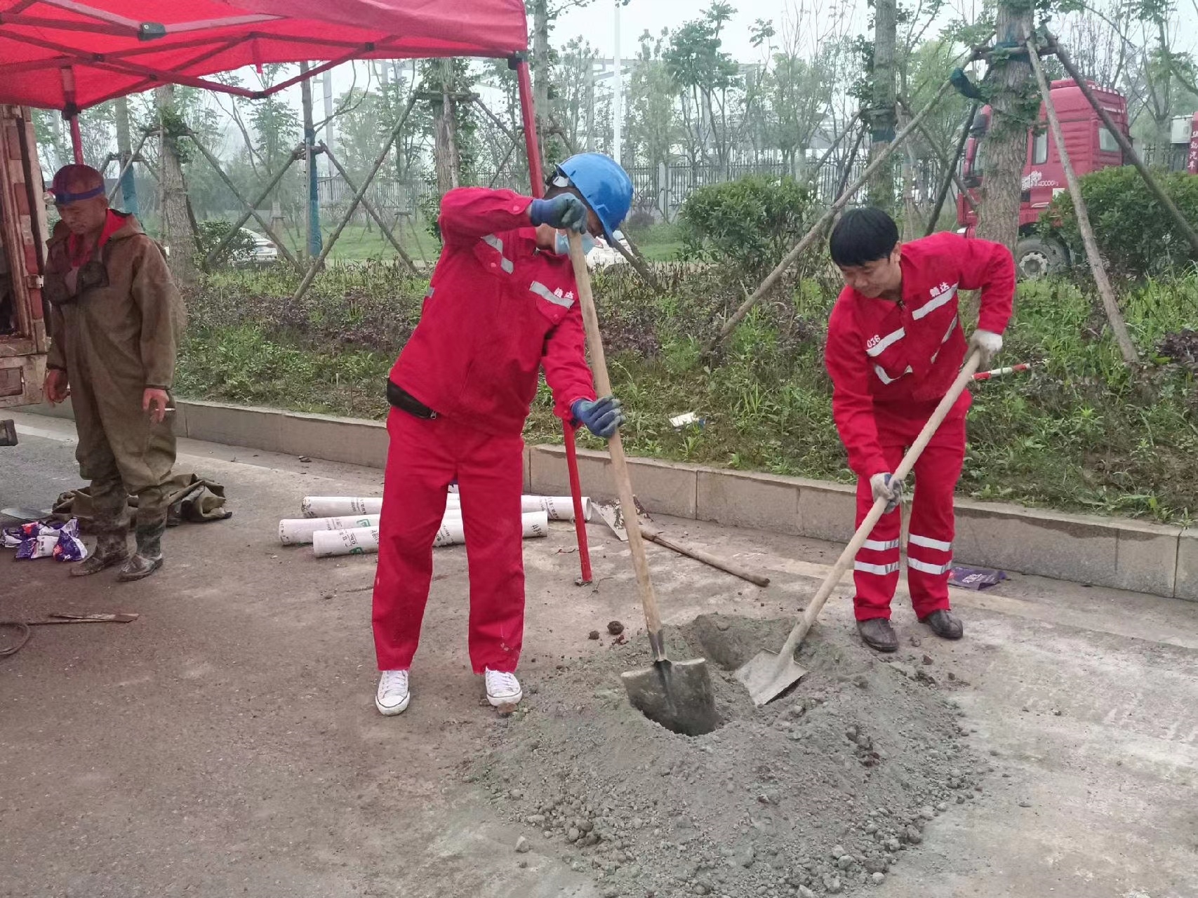 海林管道疏通哪家好】及时进行市政管道清淤